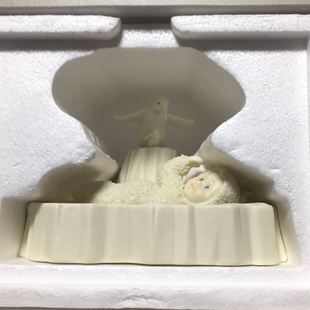 2004 SnowBabies Swimming Lessons Dept 56 figurine